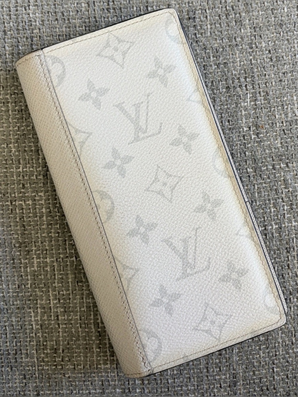 Louis Vuitton • Taigarama Brazza Long Bifold Wallet in Antarctica